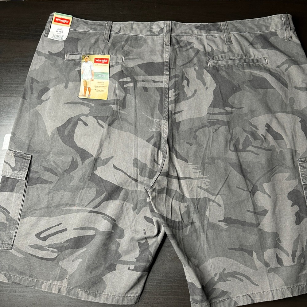 Wrangler Cargo Shorts Mens 48 Gray Camo NWT Relaxed Fit Tech Pocket 60SDWGL